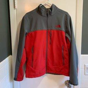Men’s Medium North Face soft shell jacket